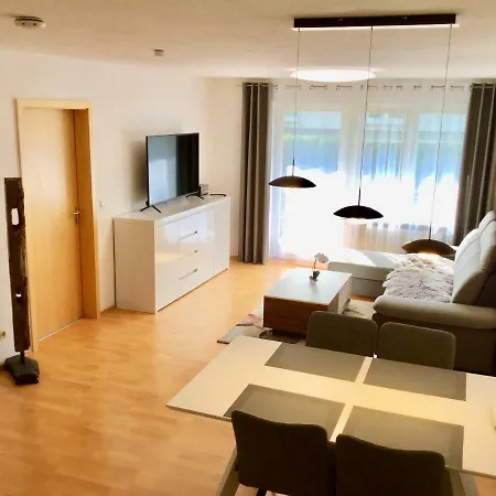 Ferienwohnung Sarah * Friedrichshafen
